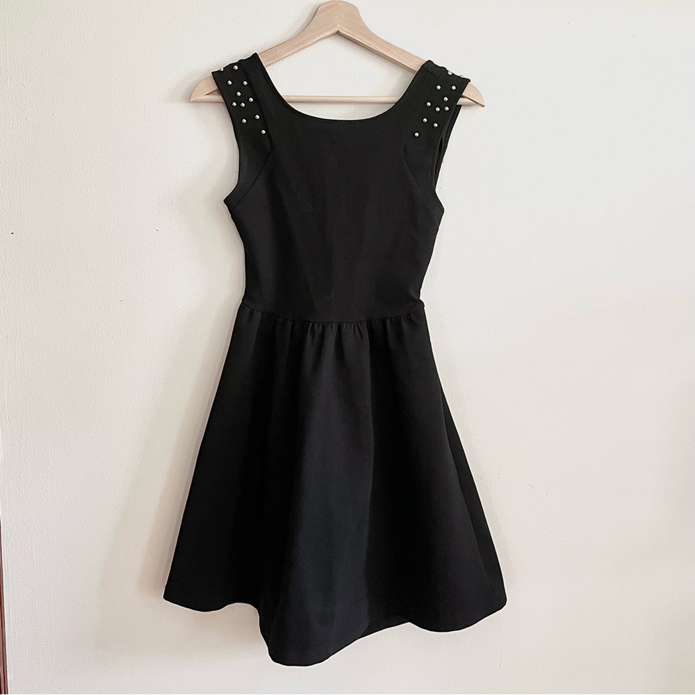 Zara Women Black Dress Sleeveless Knee Length Fit Flare Size XS
